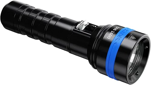 Vista 3 de XTAR D06 - Luz de buceo de 1600 lúmenes, linterna submarina submarina LED submarina de 328.1 ft con interruptor deslizante magnético, linterna