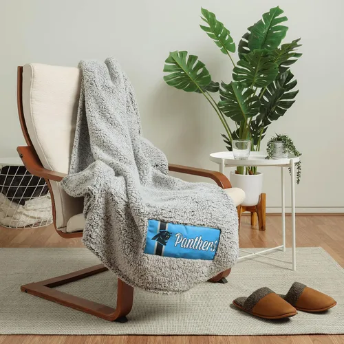 Vista 21 de FOCO Manta Sherpa de nube con logotipo grande del equipo de la NFL, 60 x 70 pulgadas