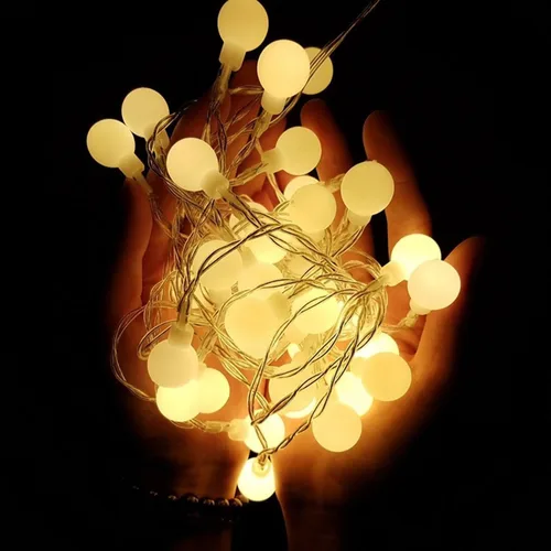 Vista 7 de 100 LEDs 33 pies, cadena de luces, funciona con pilas, guirnalda de luces WERTIOO con control remoto interior/exterior para recámara, Navidad