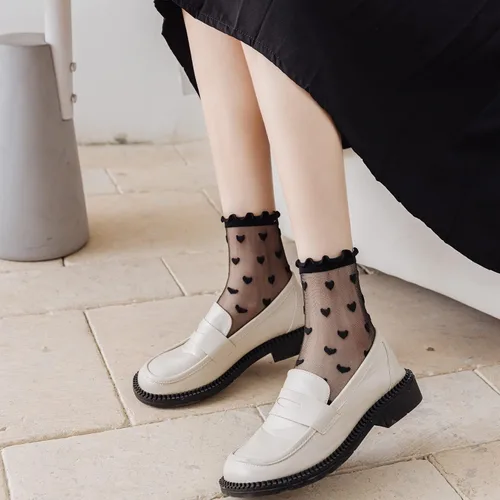 Vista 7 de Benefeet Sox Womens Girls Sheer Socks Mesh Lace Crew Socks Transparent See Through Ultra Thin Silk Nylon Dress Socks