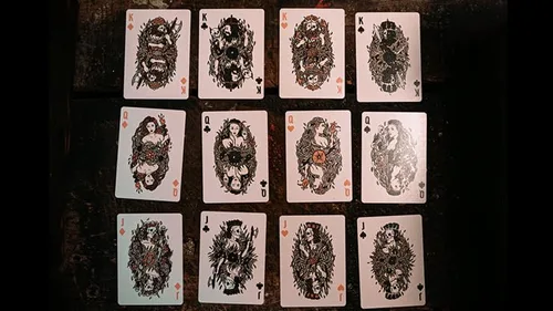 Vista 5 de MJM Maidens - Juego de cartas en frío