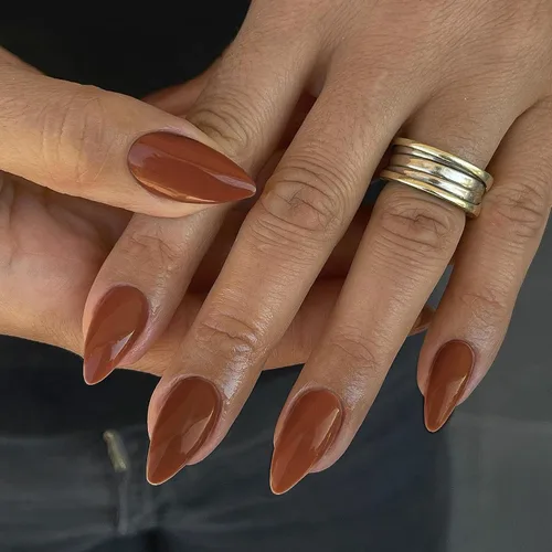 Vista 27 de Uñas postizas de presión con forma de almendra rosa de longitud media estilo stiletto, uñas artificiales de gel suave reutilizables acrílicas