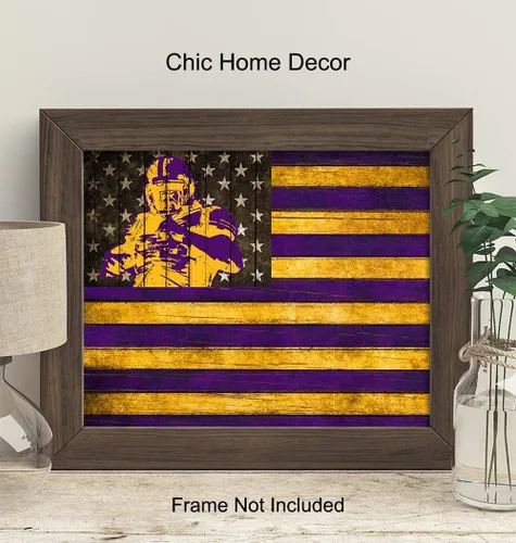 Vista 2 de LSU Fighting Tigers - Póster de pared de fútbol americano, bandera patriótica, regalo para hombres, fanáticos de los deportes de la Universidad