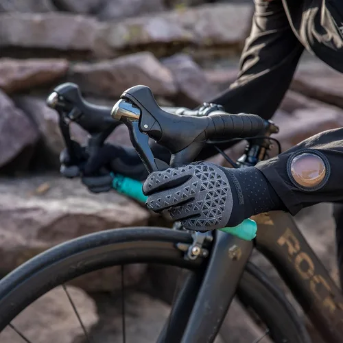 Vista 4 de ROCKBROS Guantes antideslizantes para bicicleta de montaña, guantes de ciclismo antideslizantes que absorben los golpes, con espalda en la palma