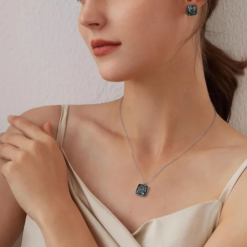 Vista 7 de Lauren-Spencer Aretes cuadrados de piedras preciosas para mujer, delicados aretes de piedra de malaquita y sodalita de turquesa hipoalergénicos
