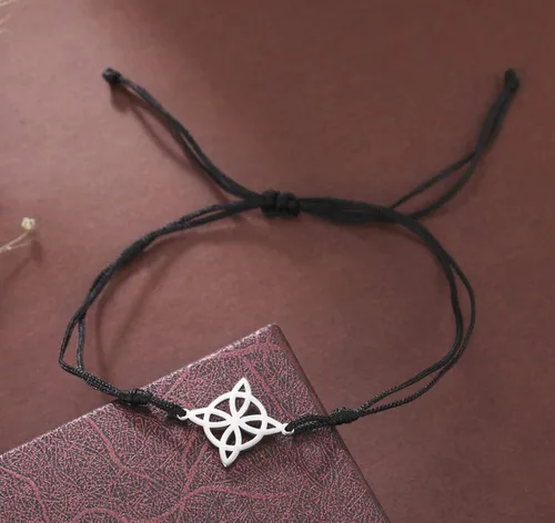 Vista 3 de unift Pulsera para mujer nudo de bruja celta pulsera mágica en capas dije de acero inoxidable pulseras místicas de doble cuerda joyería celta Sin