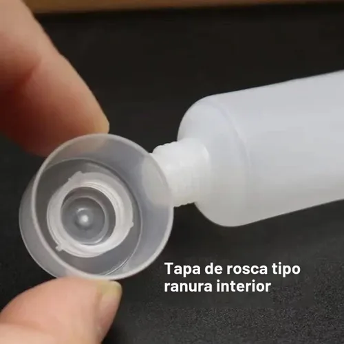 Vista 5 de Botellas de embalaje de muestra de 0.2 fl oz, 50 tubos de plástico vacíos recargables, mini recipientes de maquillaje para loción corporal, champú