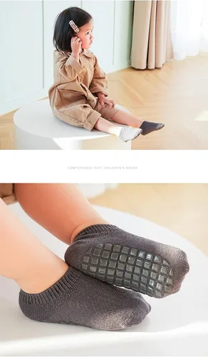 Vista 6 de Calcetines antideslizantes para bebés, calcetines antideslizantes para niños pequeños, calcetines delgados de malla al tobillo para bebés, recién