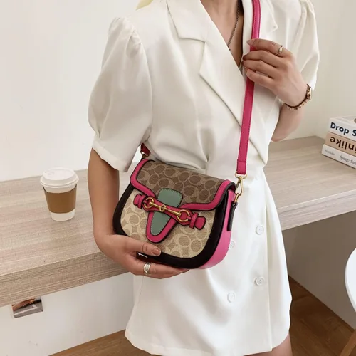 Vista 3 de Bolsos cruzados pequeños para mujer - Bolso de cuero - Diseño de moda - Hebilla dorada