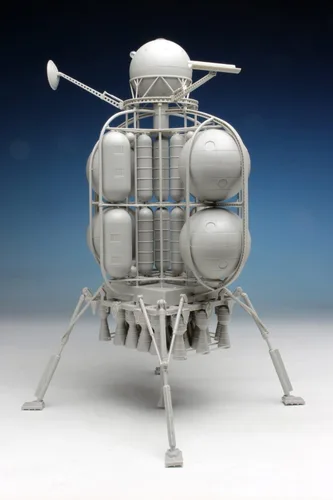 Vista 3 de Pegaso 1:350 El Moonlander