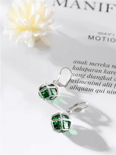 Vista 7 de Aretes colgantes de cristal austriaco de 0.551 in para mujer, joyería Glod de 14 quilates