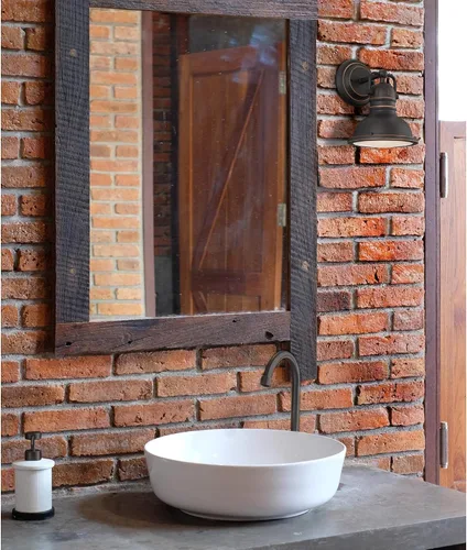Vista 7 de Westinghouse 6116100 Boswell - Lámpara de pared interior de estilo vintage, acabado de bronce aceitado con reflejos, lente acrílica prismática