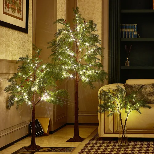 Vista 5 de Fudios Luces de árbol de cadar de Navidad, 195 luces LED de hadas de 6 pies enchufables, árbol de ciprés artificial iluminado con bayas rojas
