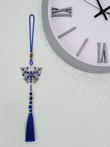 Vista 4 de LUCKBOOSTIUM Dijes de mariposa con diseño de ojo turco central en piedra de cristal azul con borlas para buena suerte, protección y bienestar