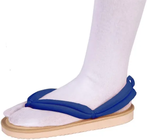 Vista 3 de Anime Kimetsu no Yaiba Cosplay Zueco Zapatos Kamado Tanjirou Shinobu Cosplay Sandalia Prop Oshitari con calcetines