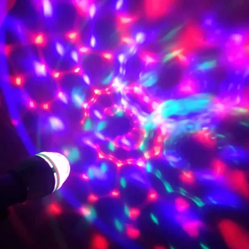 Vista 4 de Bombilla LED de bola, 3W E27, RGB, cristal giratorio, luz de escenario, con rotación automática por voz (1 unidad)