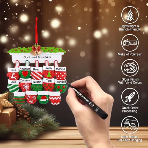 Vista 3 de Adorno de Navidad familiar 2024 – Adorno personalizado para vacaciones de playa para familia de 5 – Adorno de vacaciones de sillas en la playa