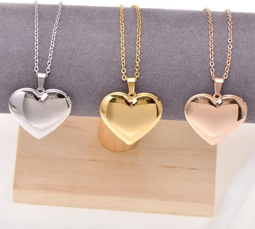 Vista 4 de Paialco Collar con colgante de medallón en forma de corazón de acero inoxidable para mujer