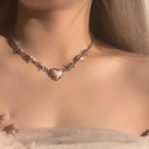 Vista 3 de Stainless Steel Necklace for Women - Barbed Wire Necklacen Thorn Pink Heart Choker Necklace for Teen Girls Preppy Jewelry