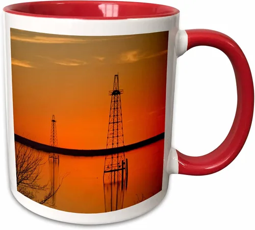Vista 8 de 3dRose Oil well derricks, Industry, Lake Arrowhead, Texas - US44 LDI0004 - Larry Ditto 15oz Two-Tone Black Mug