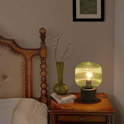 Vista 5 de EDISLIVE Lámpara de mesa pequeña de cristal verde de 7.87 pulgadas, moderna lámpara de noche con linterna vintage con pantalla de vidrio E26