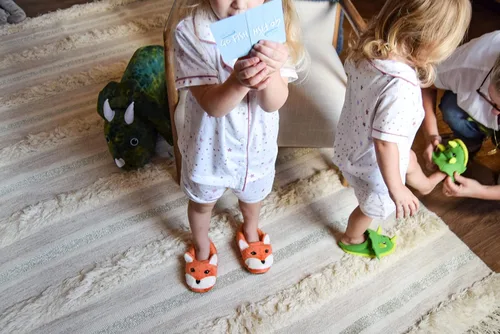 Vista 6 de Kids Toddlers Whimsical Animal Critter Washable Slipper