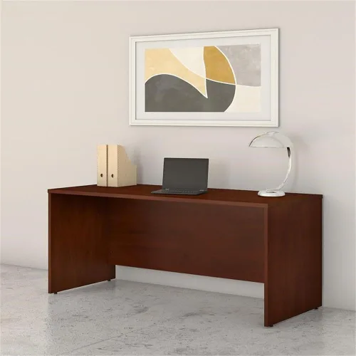 Vista 2 de Scranton & Co Muebles 72 W x 30 D Escritorio de oficina en cereza