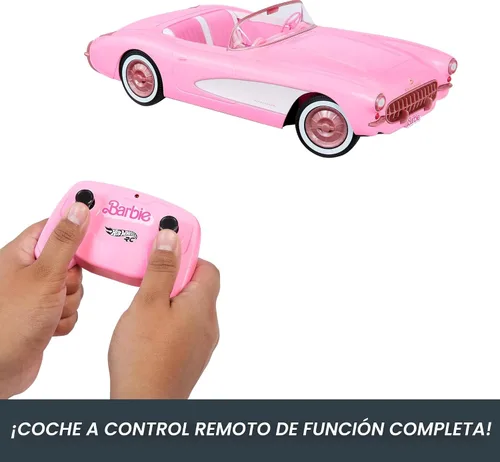Vista 4 de Barbie Hot Wheels RC Corvette from The Movie, auto de juguete con control remoto de función completa con capacidad para 2 muñecas