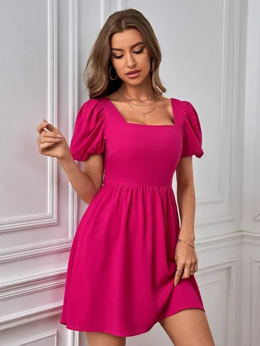 Vista 4 de WDIRARA Vestido acampanado de verano con mangas abombadas y cuello cuadrado y lazo en la espalda para mujer