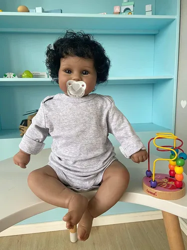 Vista 5 de Angelbaby Muñeca de Bebé Reborn Afroamericano Realista Niño Negro, 20 pulgadas de Vida Real Silicona Suave con Peso Sonrisa Muñeca de Bebé Recién