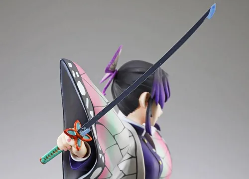 Vista 3 de Aoshima Demon Slayer: Kimetsu no Yaiba: Shinobu Kocho (versión limitada Ver.) Figura de PVC a escala 1:7, multicolor
