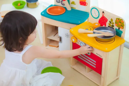 Vista 5 de Plan Toys - Juego de cocina de madera (3603)