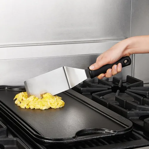 Vista 4 de OXO Good Grips - Turner para restaurante y volteador de acero inoxidable