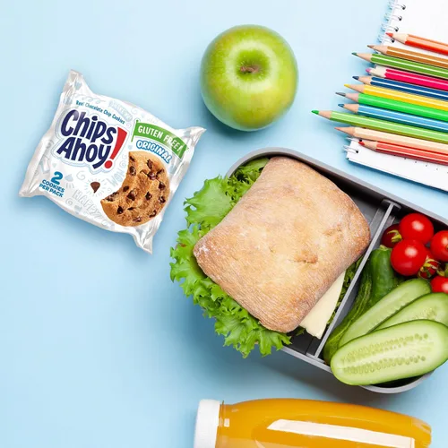 Vista 9 de OREO Galletas Sándwich de Chocolate y CHIPS AHOY! Galletas con Chispas de Chocolate Sin Gluten Paquete Variado de Galletas, 20 Paquetes de Snacks