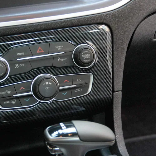 Vista 4 de Crosselec - Cubierta de panel de control central de fibra de carbono para aire acondicionado A/C para Dodge Charger 2015+ (Negro)