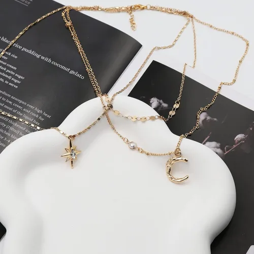 Vista 5 de Butterfly Layered Necklaces for Women, Pearl Pendant 14k Gold Plated Dainty Choker Layering Long Necklace for Women Gold