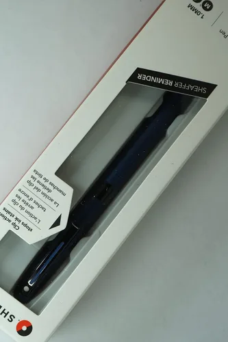 Vista 6 de Sheaffer Recordatorio Delgado, silueta elegante, innovador clip clickable mate lacado bolígrafo