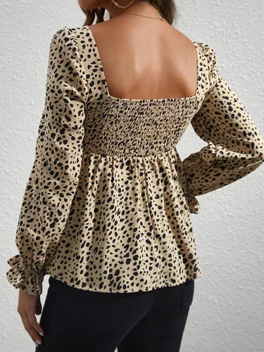 Vista 3 de OYOANGLE Blusa de maternidad estampada con cuello cuadrado y volantes de manga larga abombada para el trabajo