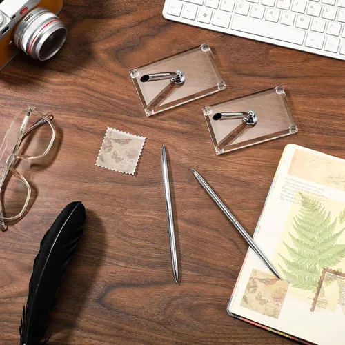 Vista 5 de Chinco 2 juegos de bolígrafo y soporte plateado para invitados, incluye 2 bolígrafos de metal plateado para escribir con repuesto negro, 2 soportes