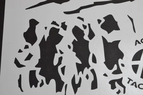Vista 6 de Acid Tactical® Paquete de 2 plantillas de pintura en aerosol para aerógrafo de camuflaje de diseño único de 9 x 14 pulgadas, pistola Duracoat
