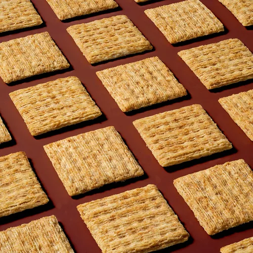 Vista 5 de Triscuit galletas de trigo integral de grano entero con sabor a ajo tostado, 6 cajas de 8.5 onzas cada una