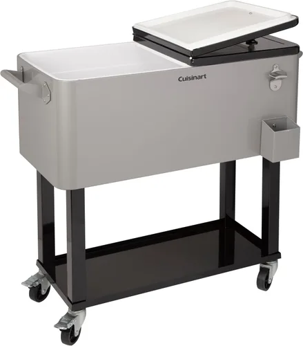 Vista 7 de Cuisinart Carro enfriador de 80 cuartos de galón, enfriador portátil de bebidas al aire libre con estante de almacenamiento, abridor de botellas