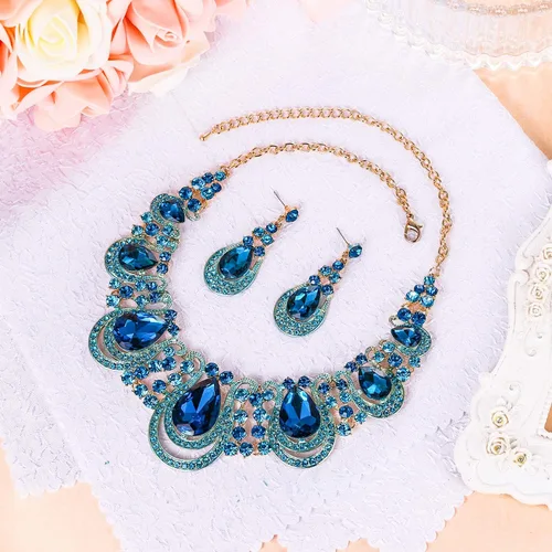 Vista 3 de BriLove Conjunto de collar y aretes con forma de lágrima de cristal para mujer