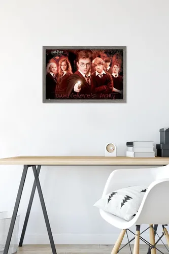 Vista 6 de Harry Potter y la orden del fénix - Póster de pared grupal, 22.4 pulgadas de largo x 14.7 pulgadas, versión enmarcada en madera de granero