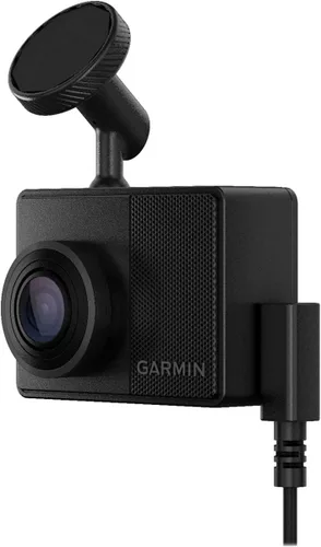 Vista 6 de Garmin Dash Cam 67W, 1440p y campo de visión extra ancho de 180 grados, monitorea tu vehículo mientras estás lejos con nuevas funciones conectadas