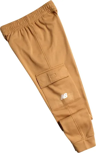 Vista 4 de New Balance Conjunto deportivo deportivo de 2 piezas para niños de manga corta y pantalones deportivos (8-20)