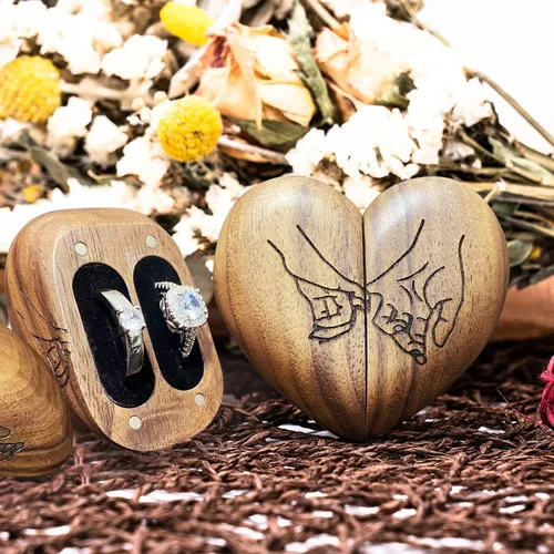 Vista 2 de Caja de madera para anillos para ceremonia de boda, caja de anillo en forma de corazón, caja de madera maciza con doble anillo, caja de anillo