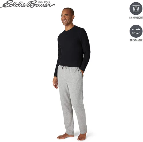 Vista 2 de Eddie Bauer Conjunto de pijama para hombre, cómodo conjunto de camisa raglán y pantalones