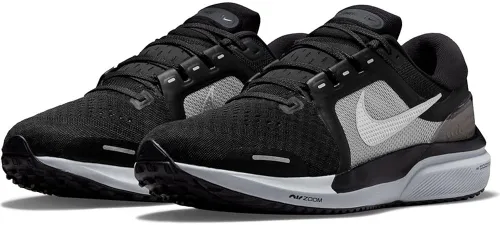 Vista 4 de NIKE Air Zoom Vomero 16, Men's Trainers