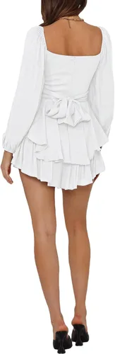 Vista 4 de Mameluco de manga abombada para mujer, vestido con volantes y hombros descubiertos con pantalones cortos de manga larga con capas fluidas de pirata